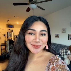 Meet your Posher, Monique queen